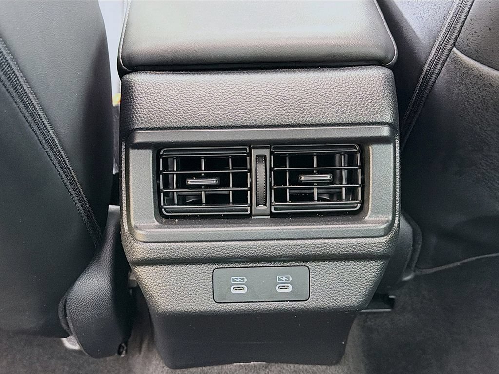 Used 2025 Honda Accord Sport image 40