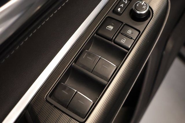 Certified 2024 Toyota Venza Limited AWD/4WD image 10