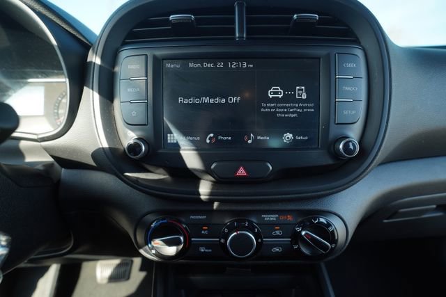 Used 2022 Kia Soul LX w/ Technology Package image 28