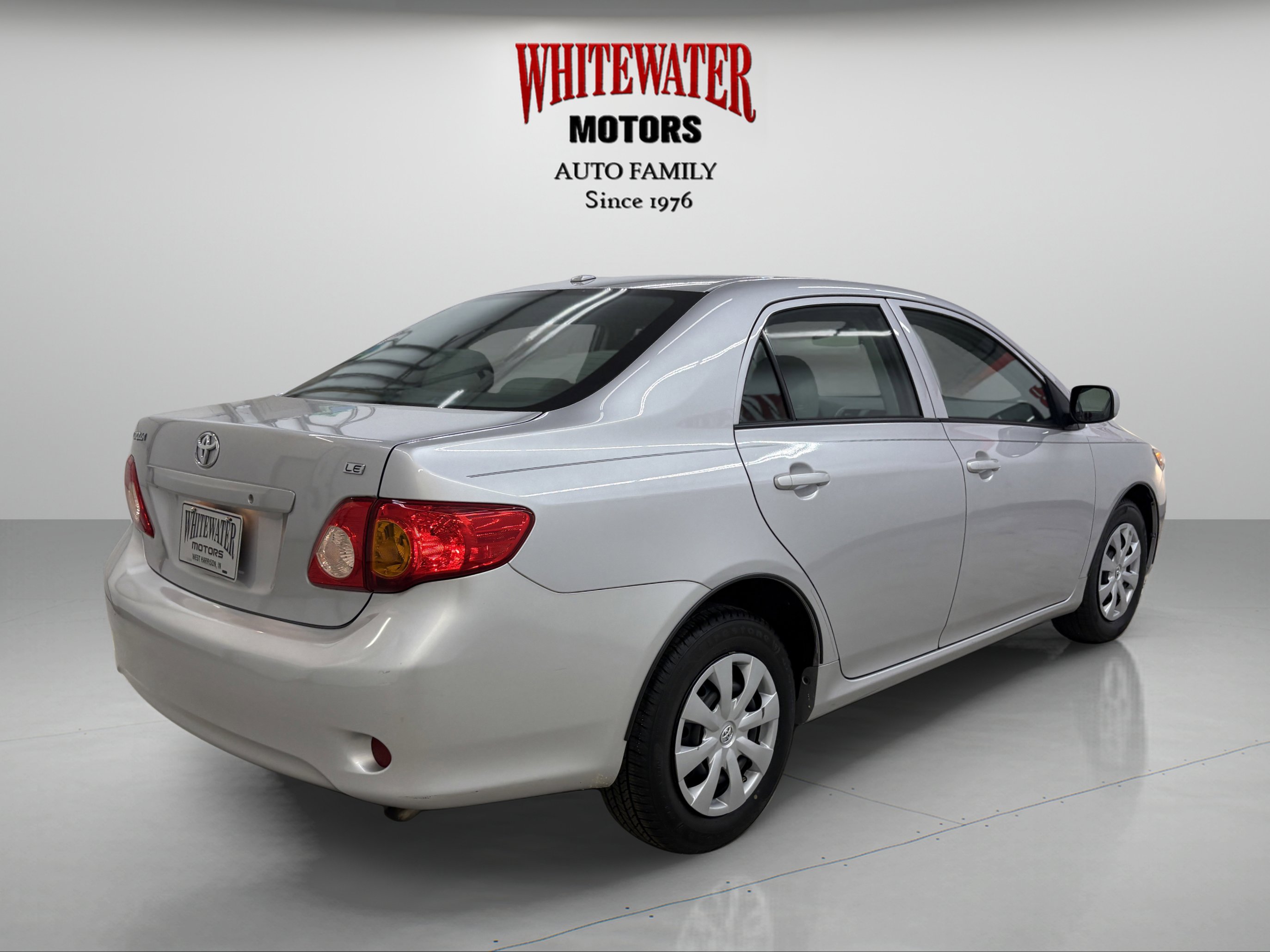 Used 2010 Toyota Corolla LE image 4