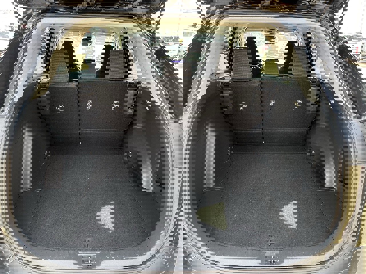 Used 2024 Toyota RAV4 LE image 28