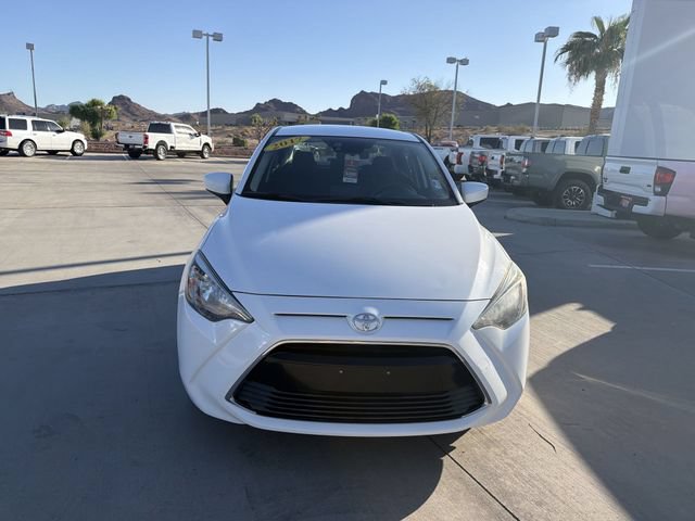 Used 2017 Toyota Yaris iA FWD image 2