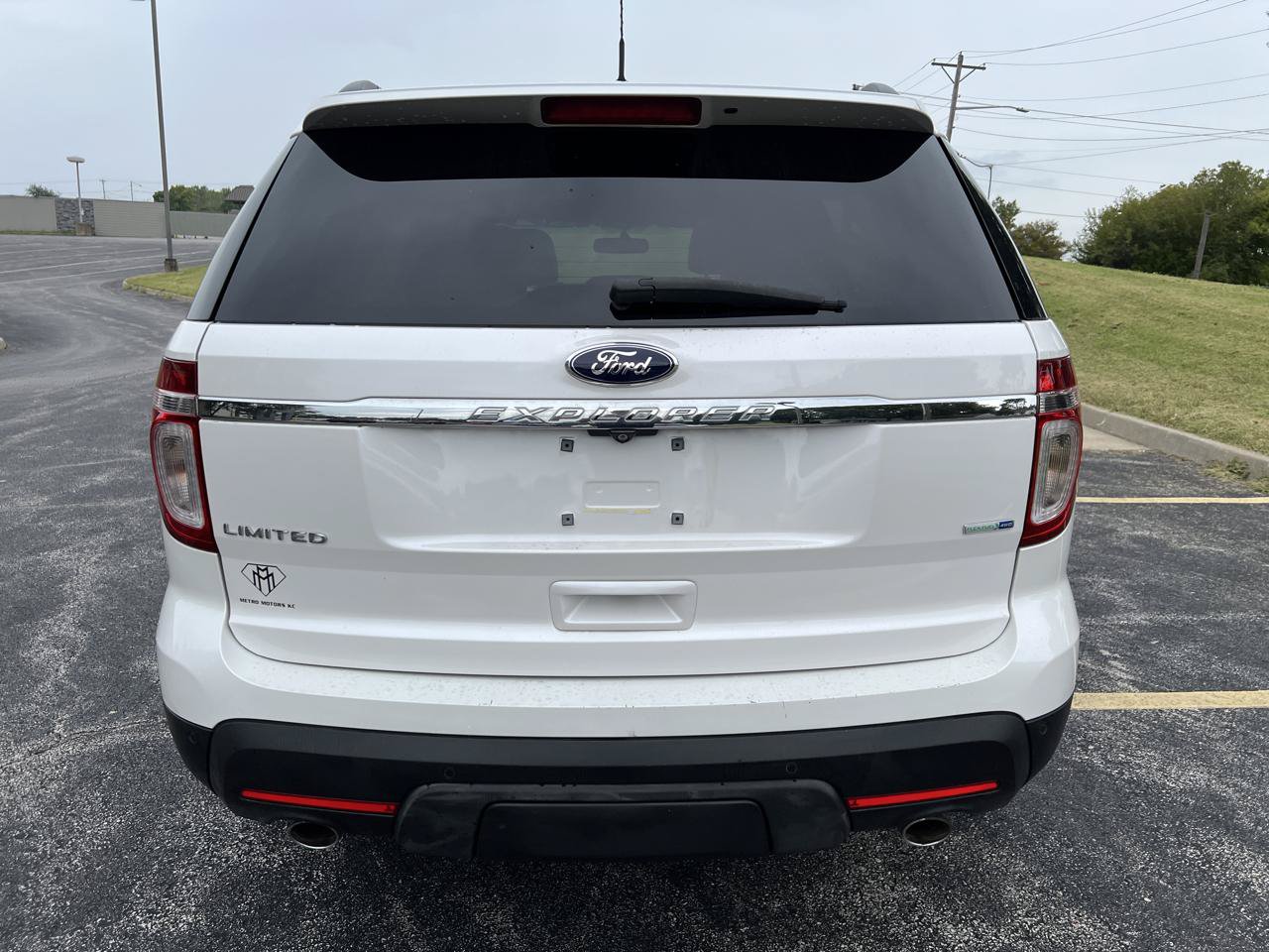 Used 2014 Ford Explorer Limited w/ Equipment Group 301A AWD/4WD image 4
