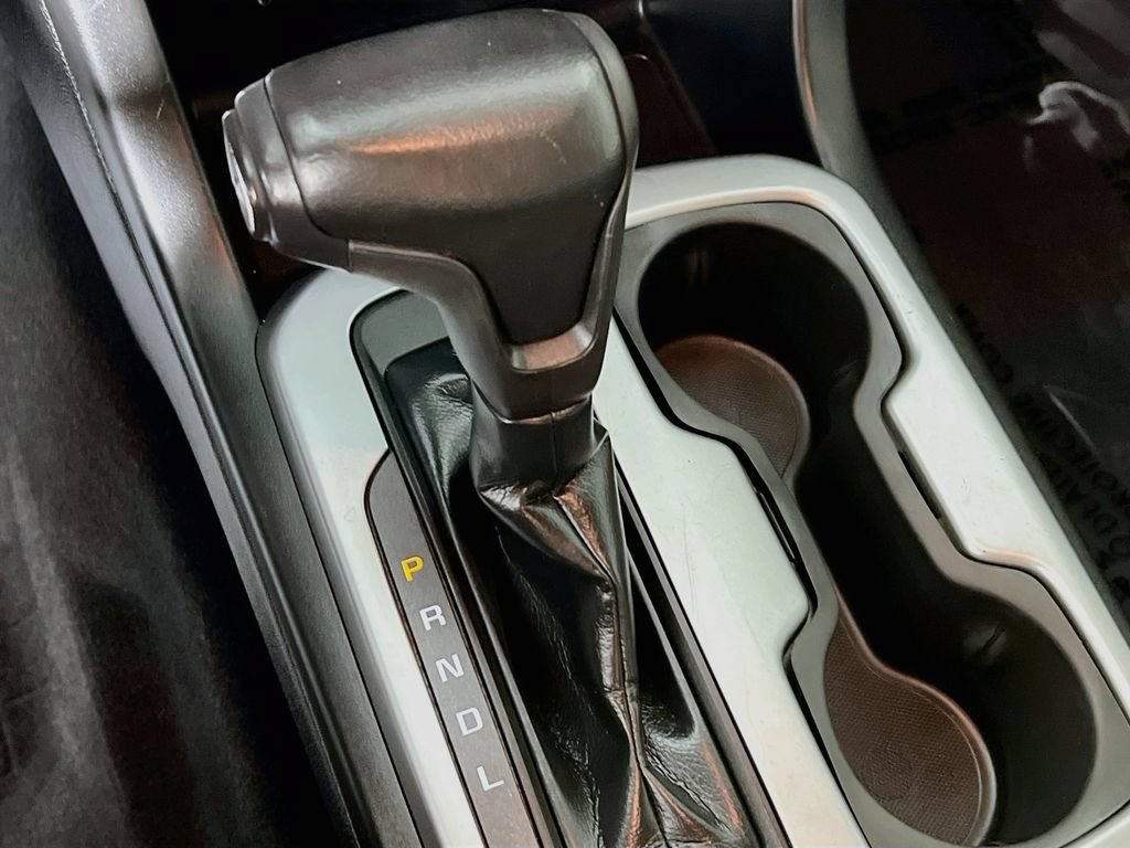 Used 2020 Chevrolet Colorado LT w/ LT Convenience Package AWD/4WD image 15