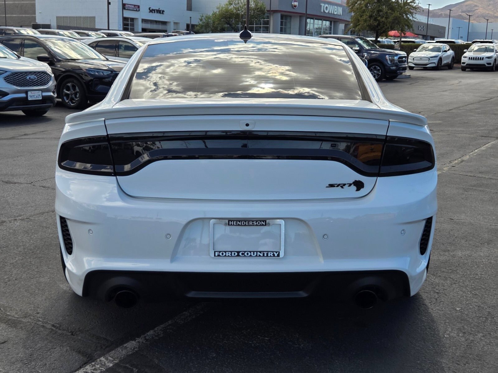 Used 2023 Dodge Charger SRT Hellcat w/ Harman/Kardon Audio Group RWD image 5