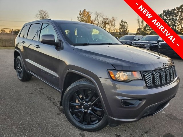 Used 2019 Jeep Grand Cherokee Altitude