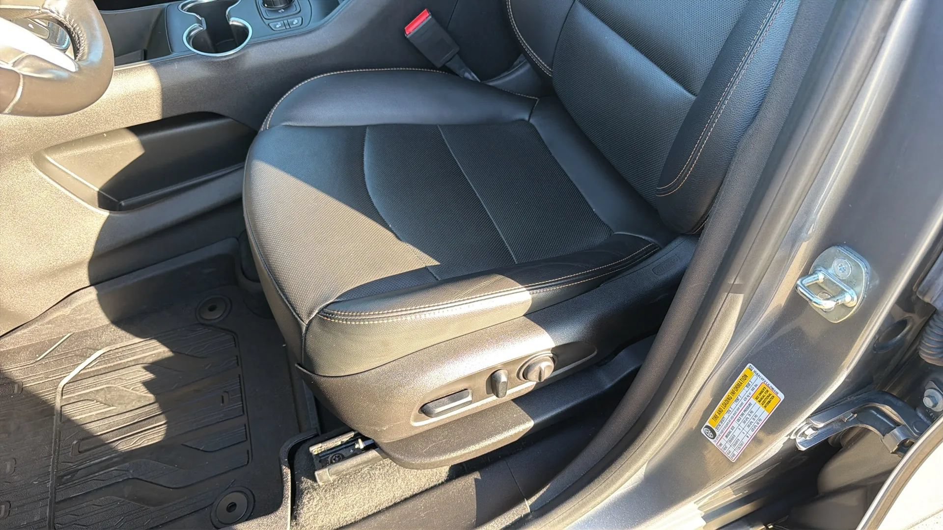 Used 2018 GMC Terrain SLT w/ Preferred Package AWD/4WD image 95