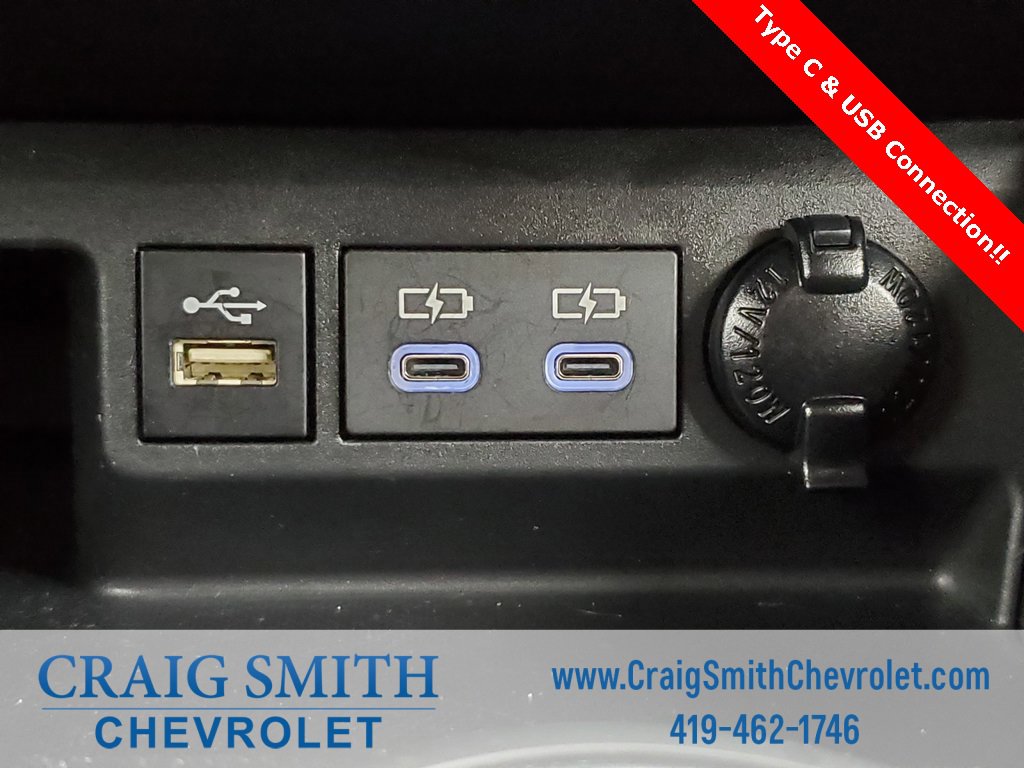 Used 2024 Toyota Highlander LE image 5