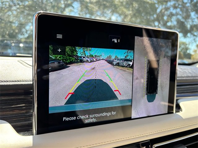 Used 2022 Lincoln Aviator Black Label w/ Dynamic Handling Package image 16