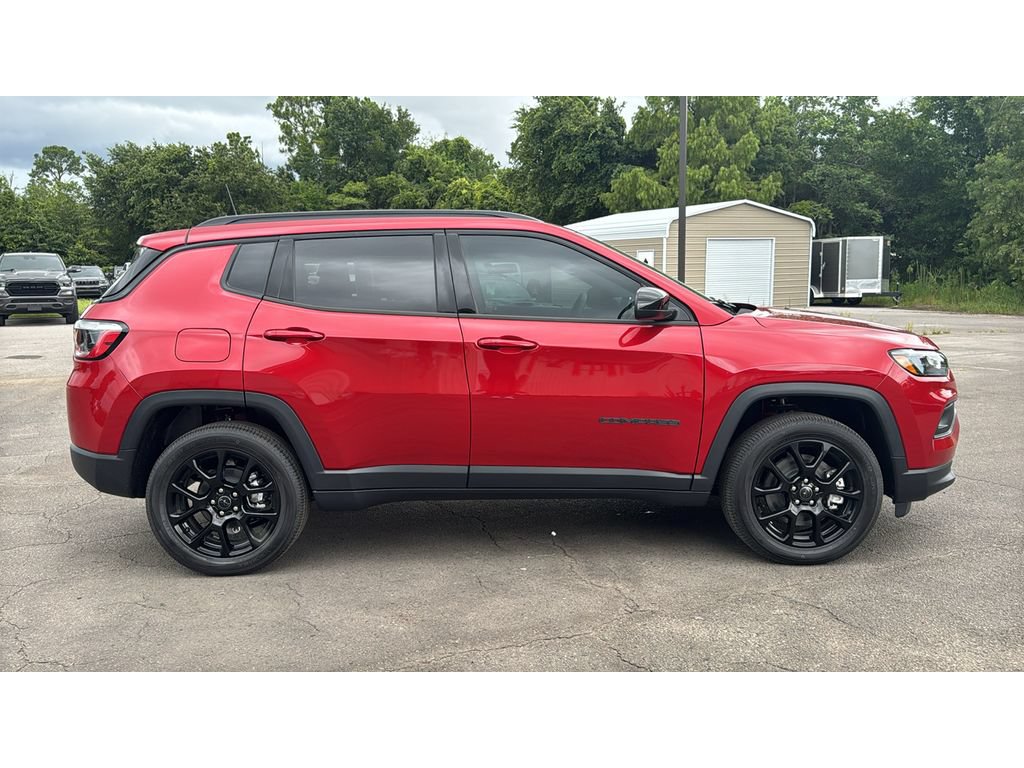 New 2026 Jeep Compass Latitude AWD/4WD image 7
