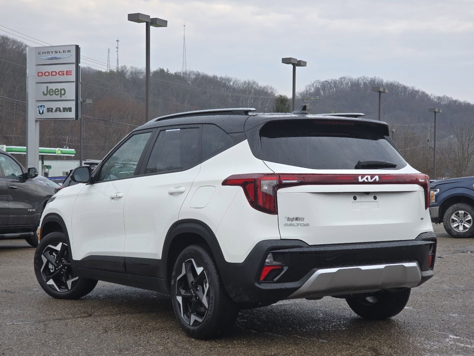 Used 2026 Kia Seltos S image 13