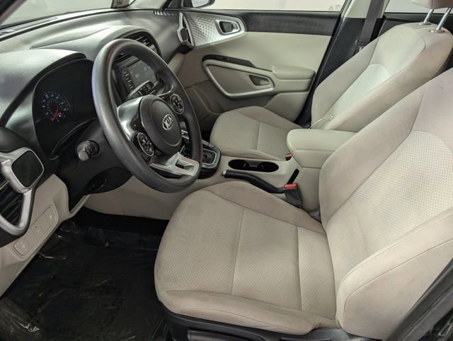 Used 2020 Kia Soul LX image 11