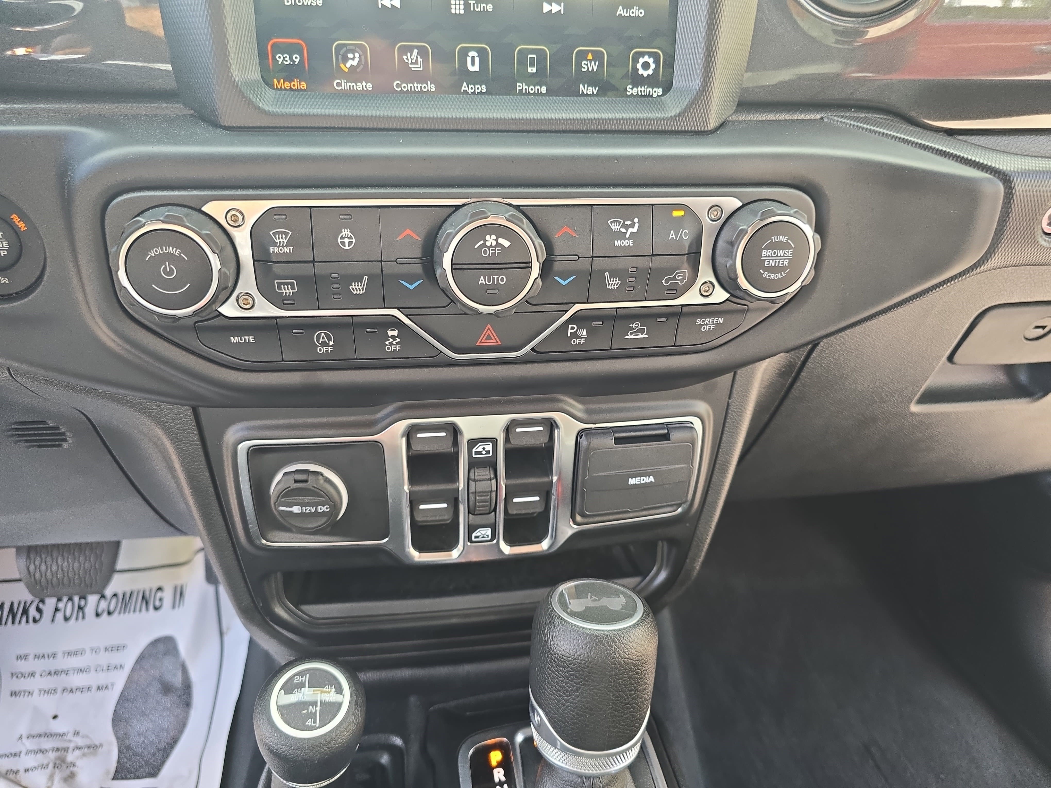 Used 2022 Jeep Wrangler Unlimited Sport image 22