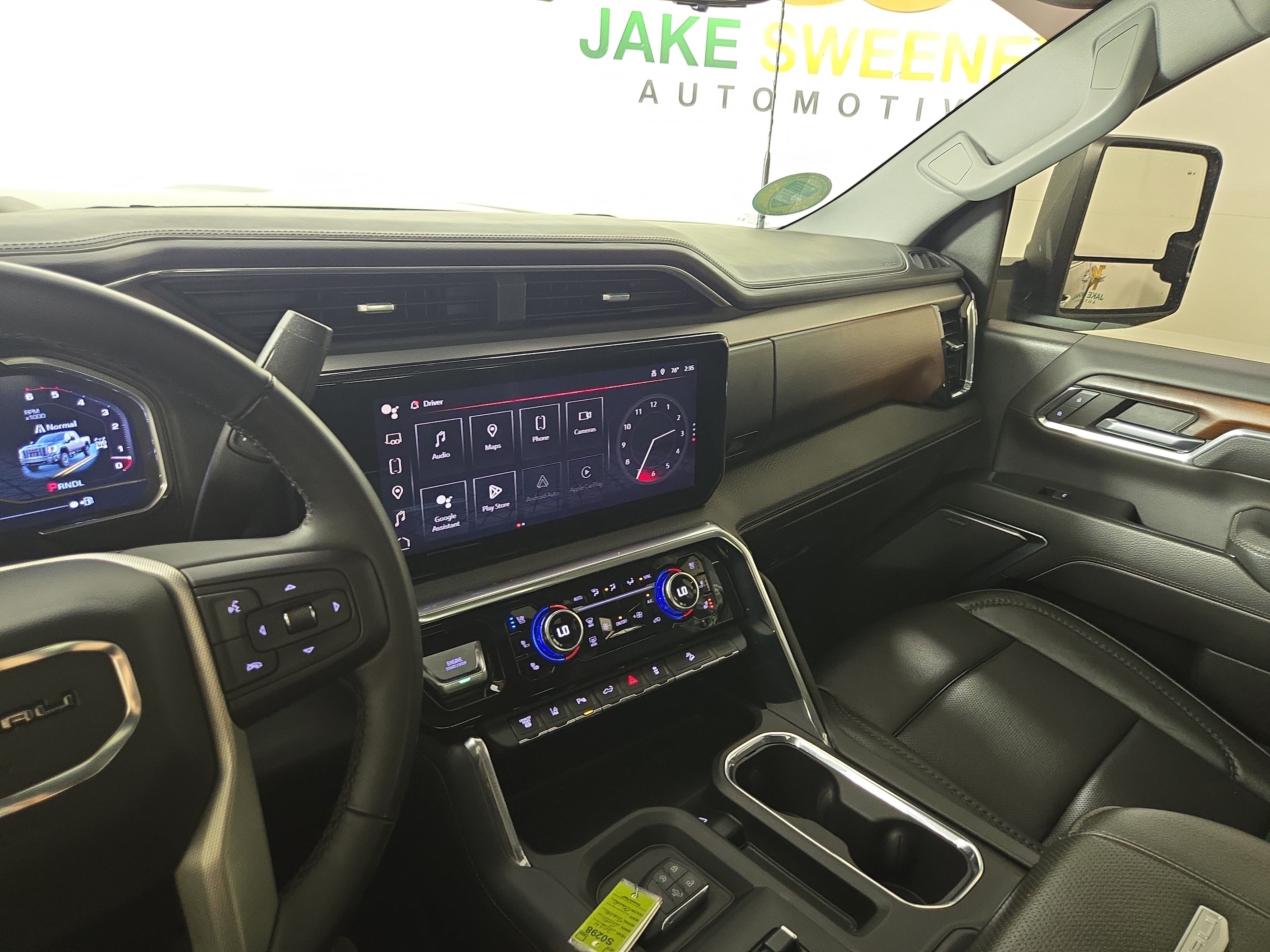 Used 2024 GMC Sierra 2500 Denali w/ Denali Reserve Package AWD/4WD image 25