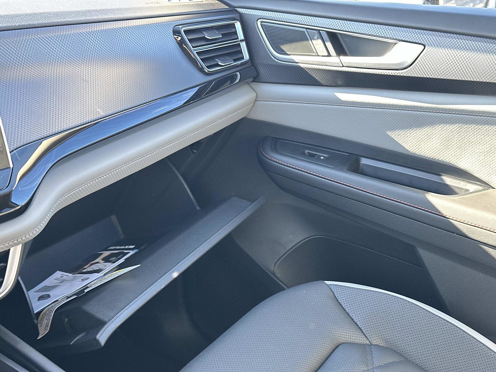 New 2026 Volkswagen Atlas Peak Edition image 33