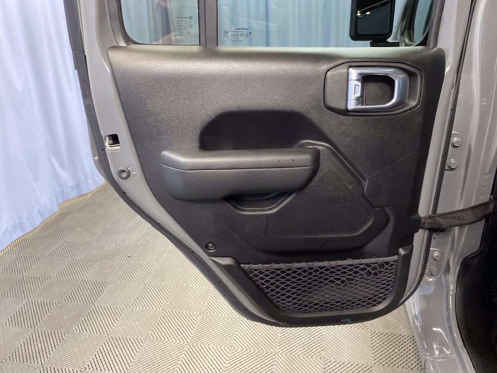 Used 2023 Jeep Wrangler Unlimited Sport AWD/4WD image 24