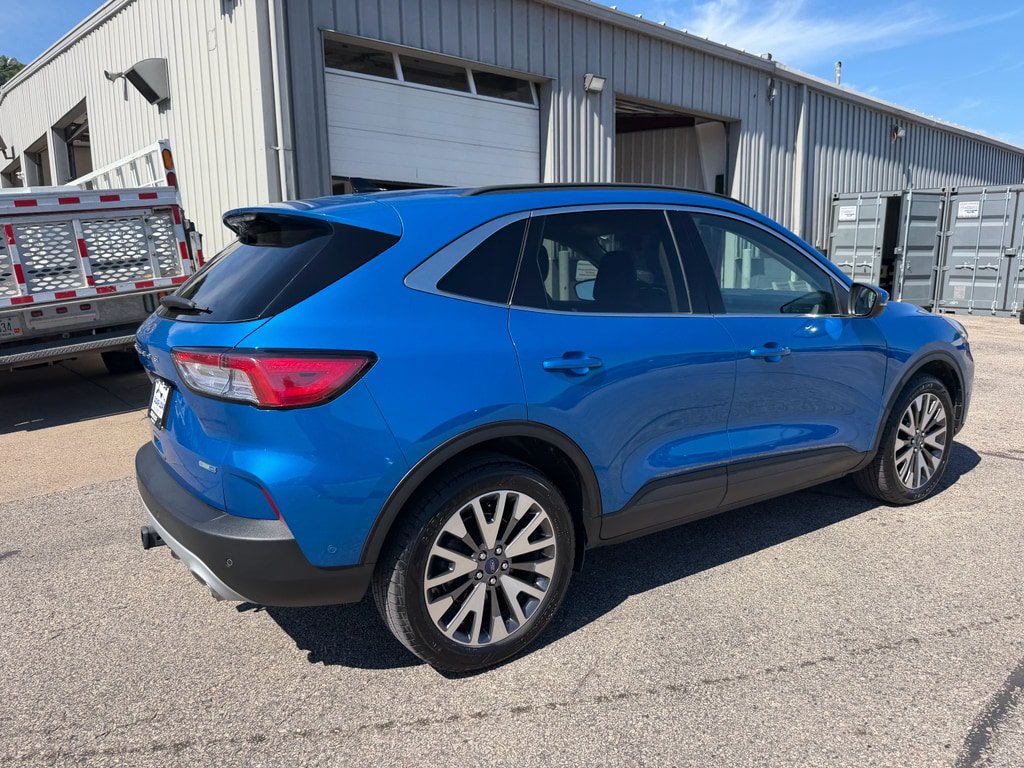 Used 2020 Ford Escape Titanium AWD/4WD image 4
