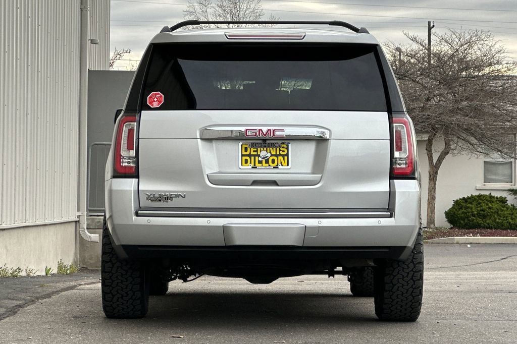 Used 2016 GMC Yukon Denali w/ Open Road Package image 5