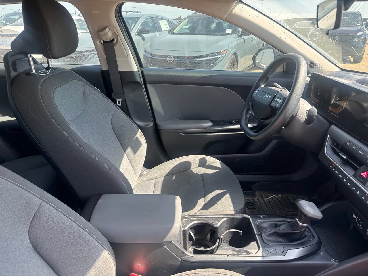 Used 2025 Kia K4 FWD image 23