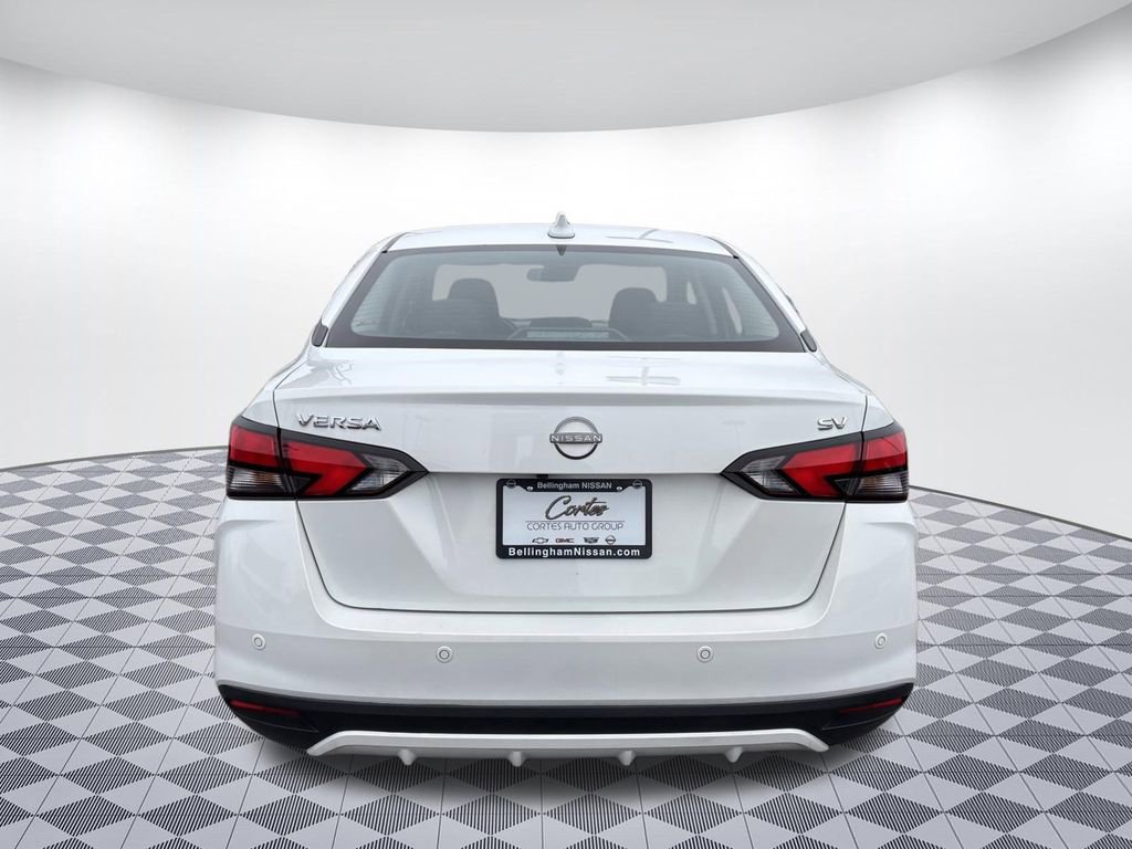 Used 2023 Nissan Versa SV FWD image 6