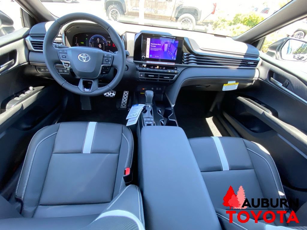 New 2026 Toyota Camry Hybrid AWD/4WD image 22
