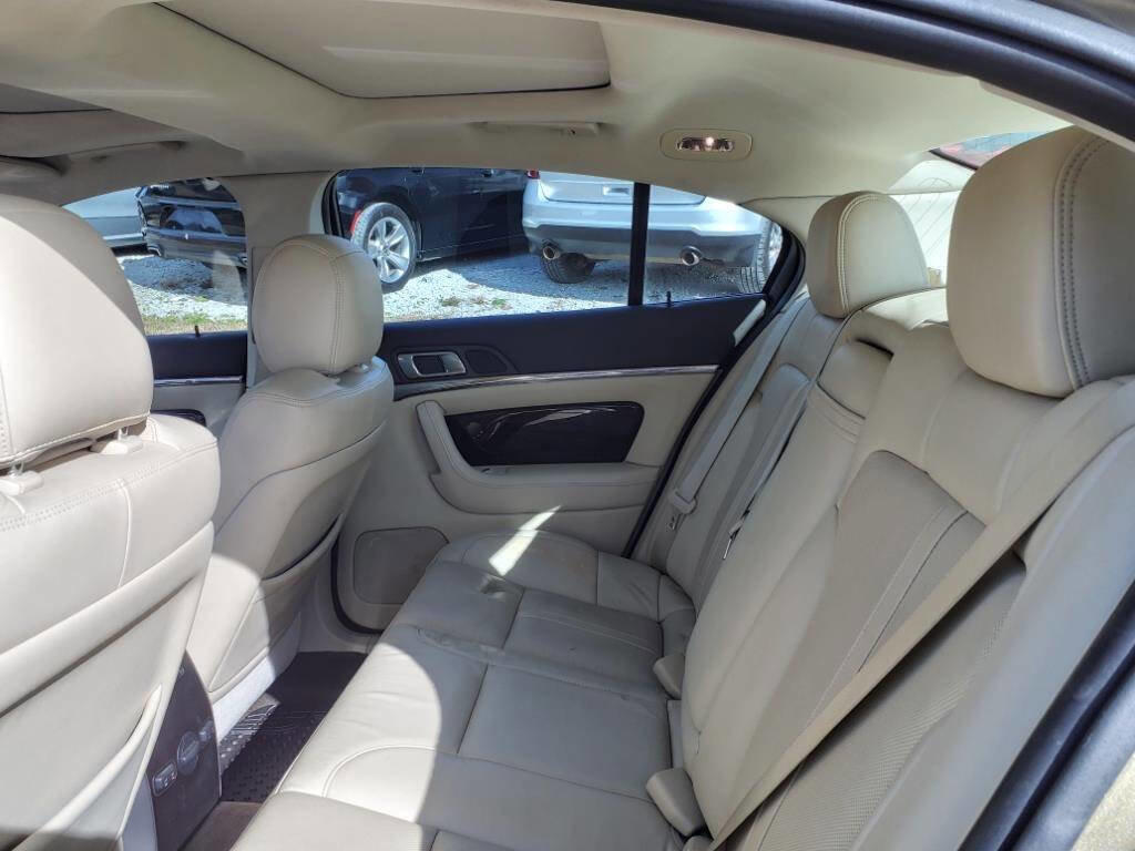 Used 2013 Lincoln MKS AWD image 6