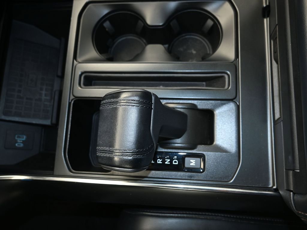 Certified 2022 Ford F150 Raptor w/ Equipment Group 801A High image 20