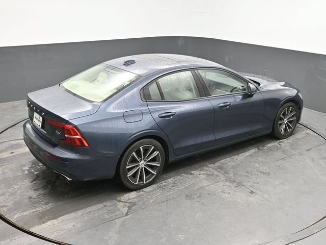 Used 2021 Volvo S60 T6 Momentum AWD/4WD image 35