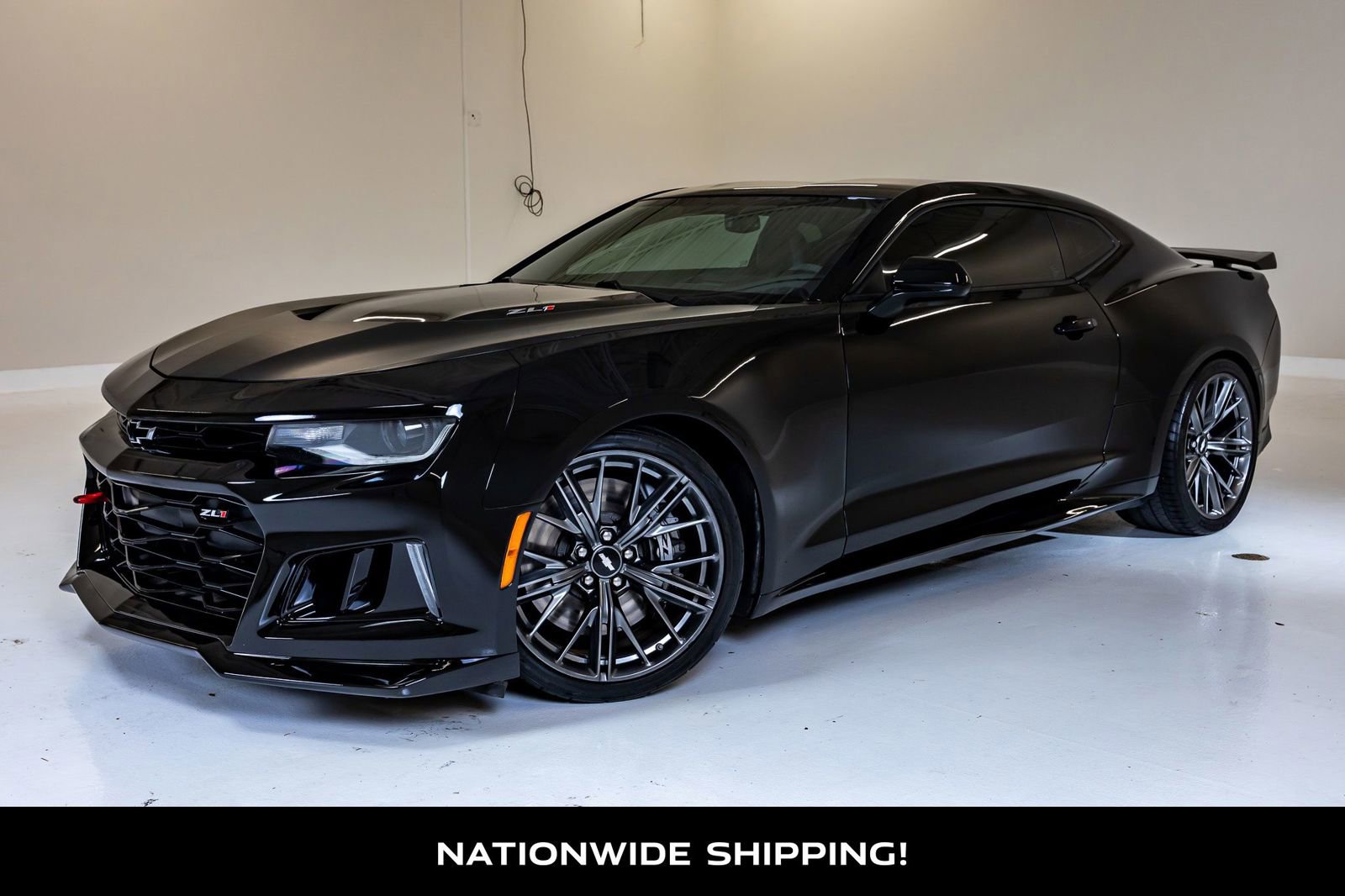 Used 2017 Chevrolet Camaro ZL1 RWD image 4