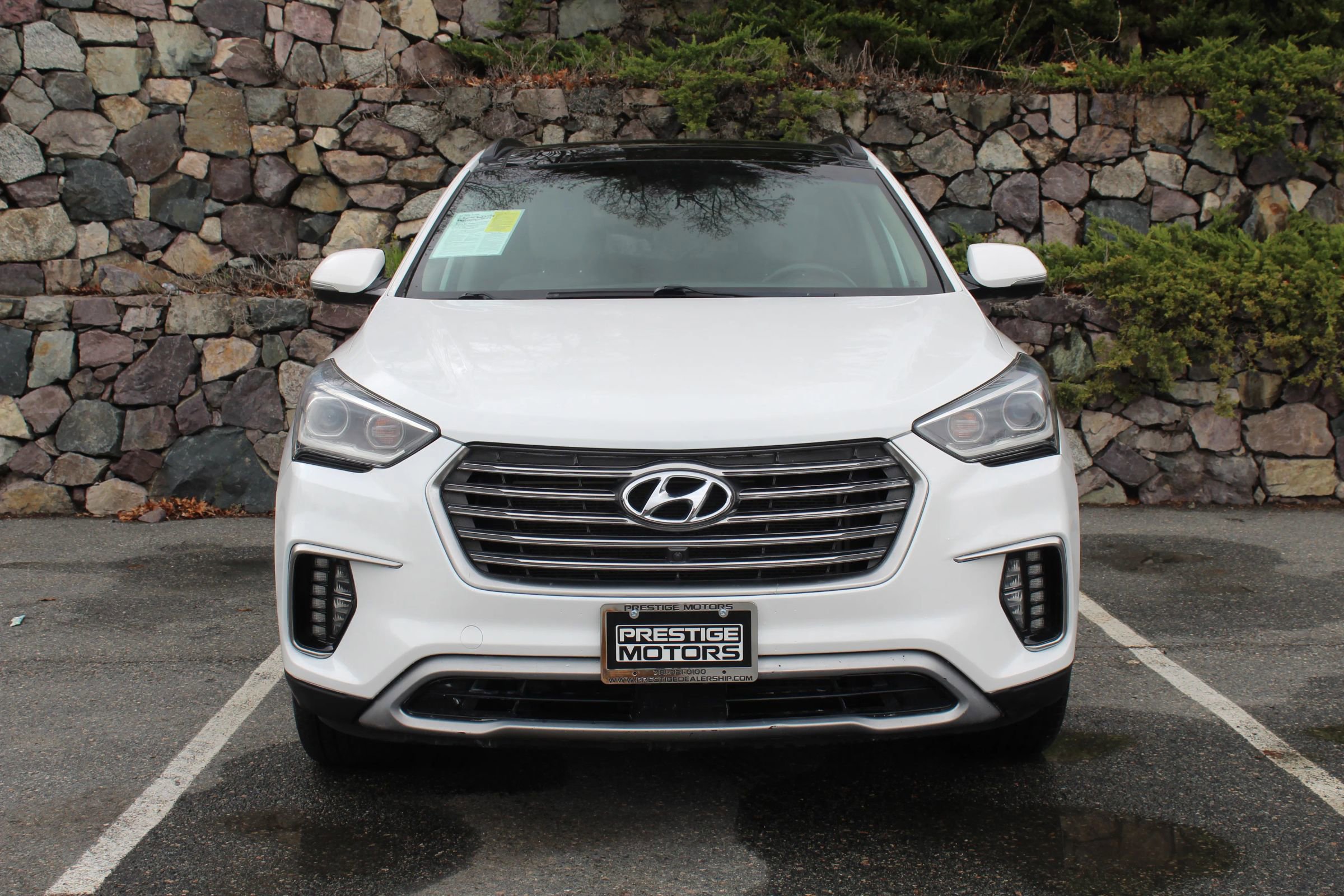 Used 2018 Hyundai Santa Fe AWD w/ SE Ultimate Tech Package 03 image 3