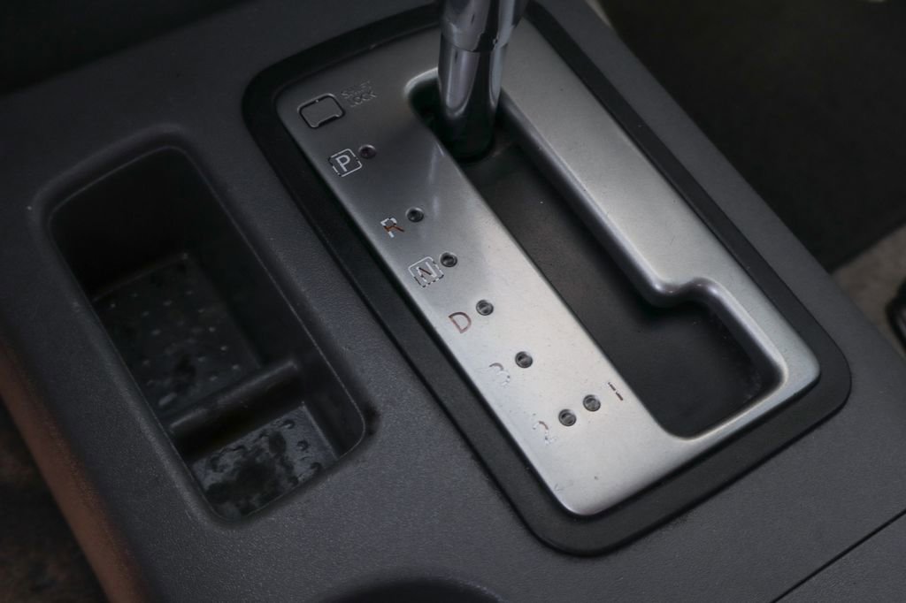 Used 2016 Nissan Frontier SV RWD image 31