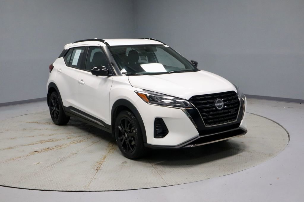 Certified 2024 Nissan Kicks SR