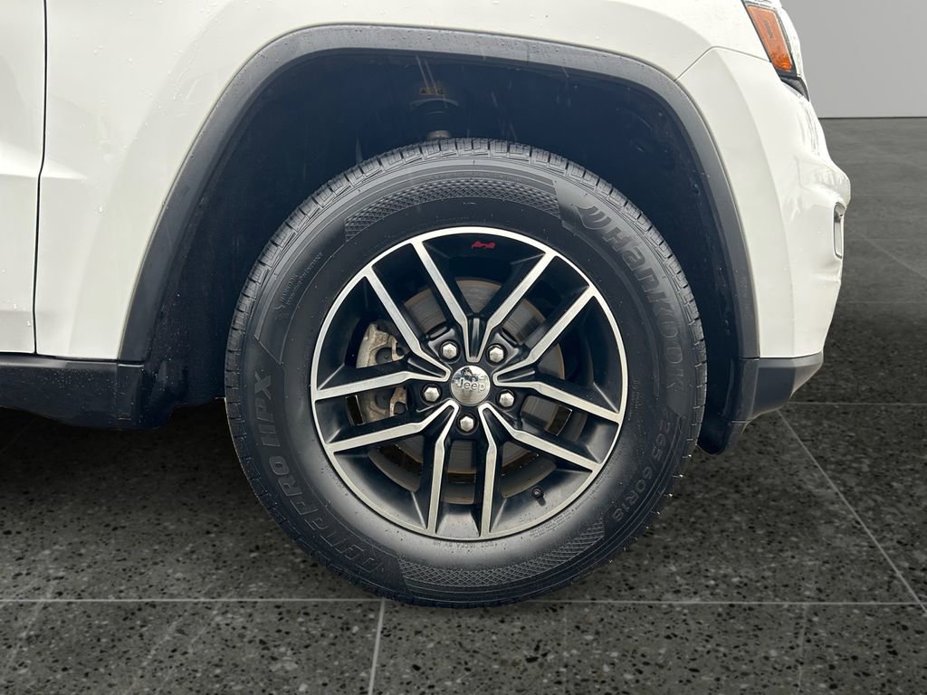 Used 2017 Jeep Grand Cherokee Trailhawk w/ Trailhawk Luxury Group image 9