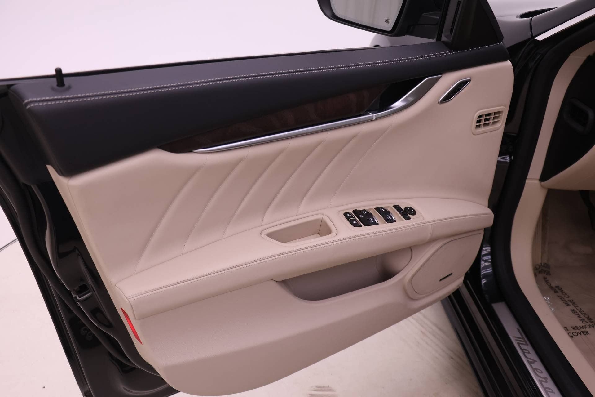 Used 2022 Maserati Ghibli Modena Q4 image 13