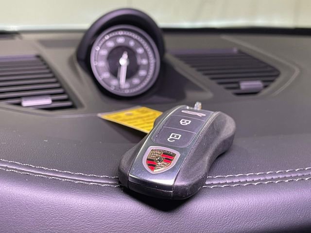 Certified 2025 Porsche 911 Carrera image 45