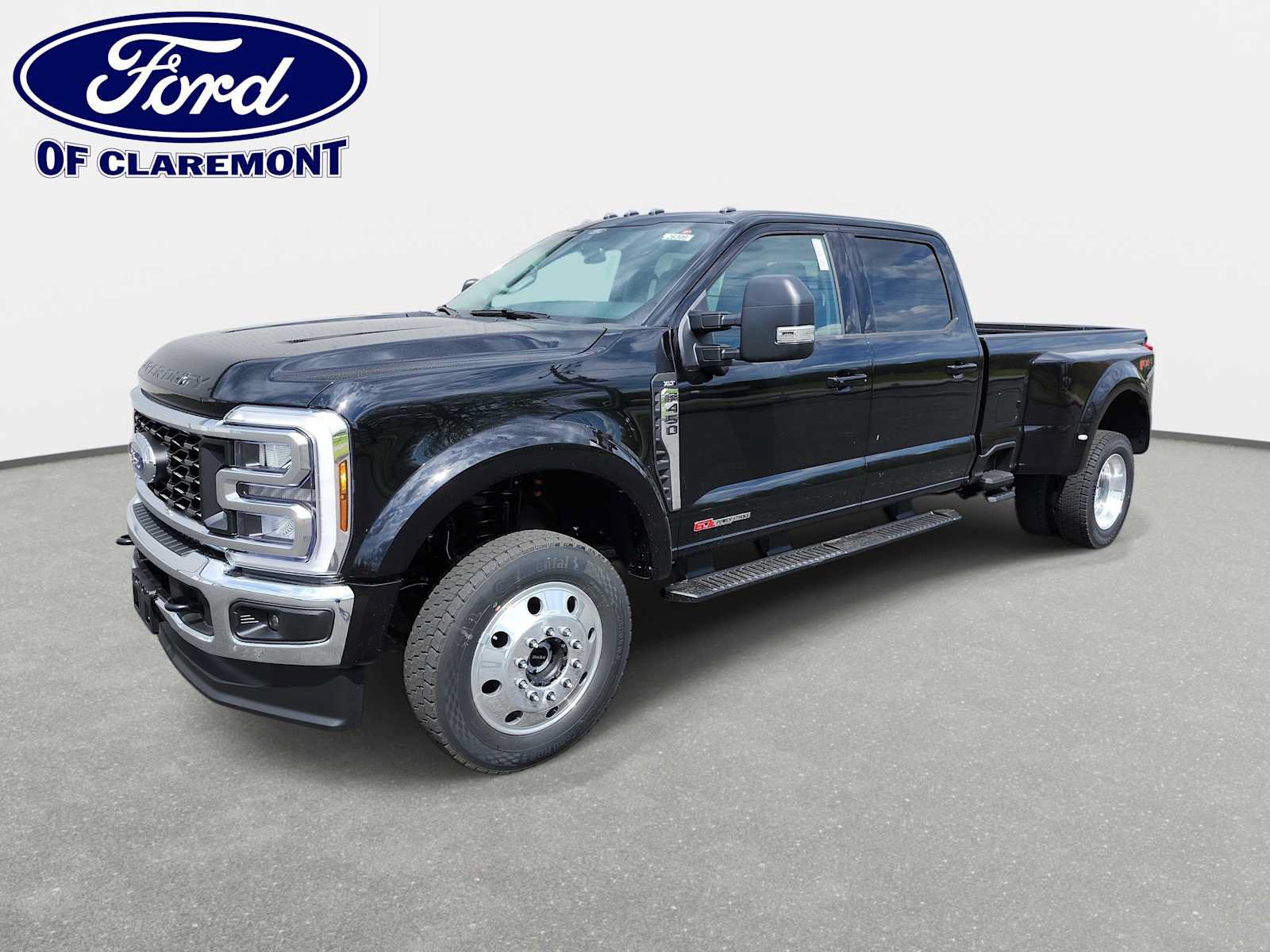 New 2026 Ford F450 XLT w/ XLT Premium Package