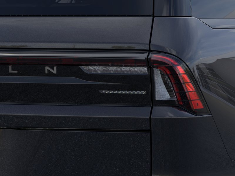 New 2025 Lincoln Navigator Reserve w/ Jet Appearance Package AWD/4WD image 21
