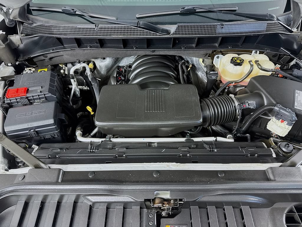 Used 2019 Chevrolet Silverado 1500 LTZ w/ LTZ Premium Package AWD/4WD image 39