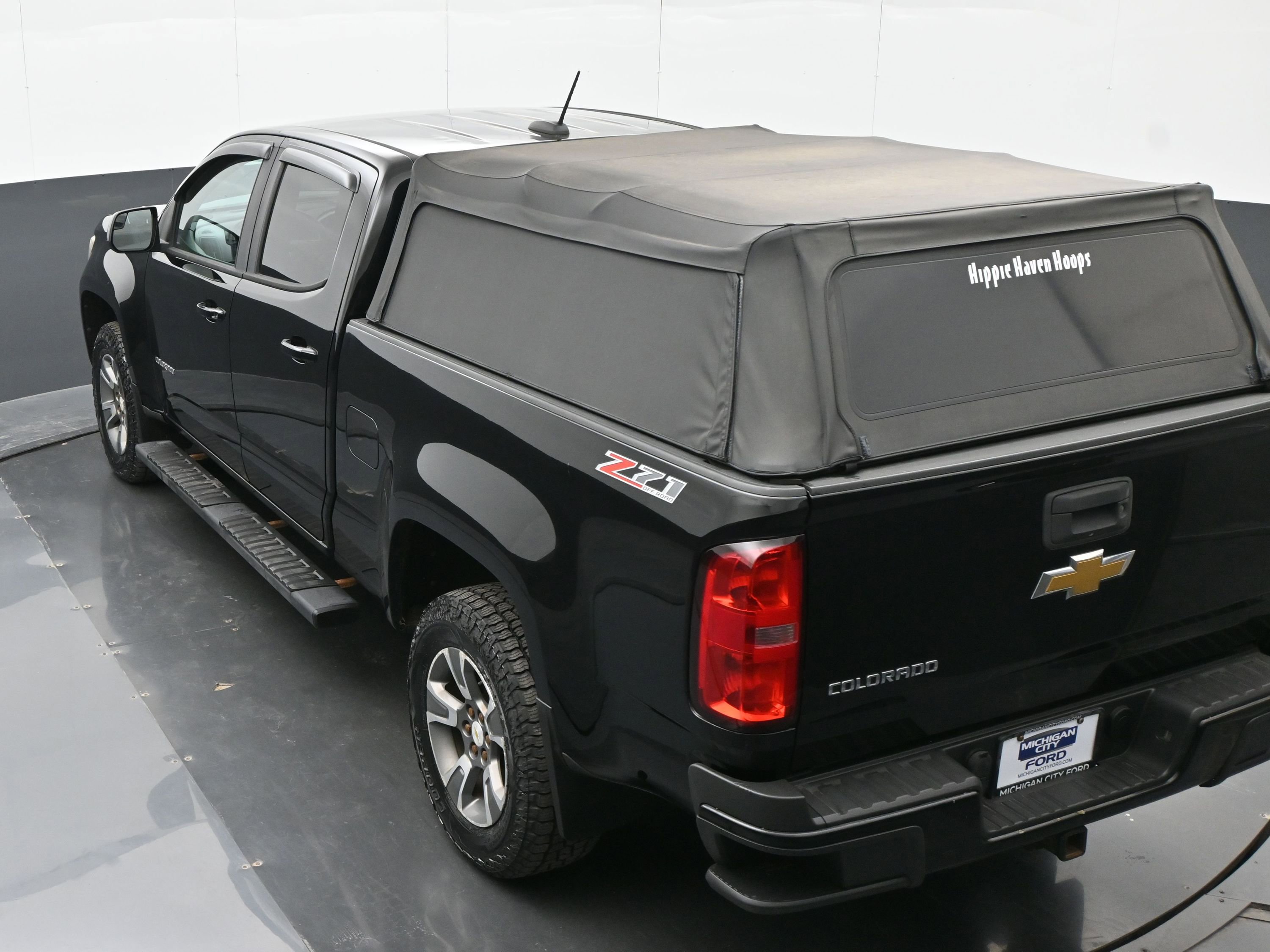 Used 2015 Chevrolet Colorado Z71 AWD/4WD image 32