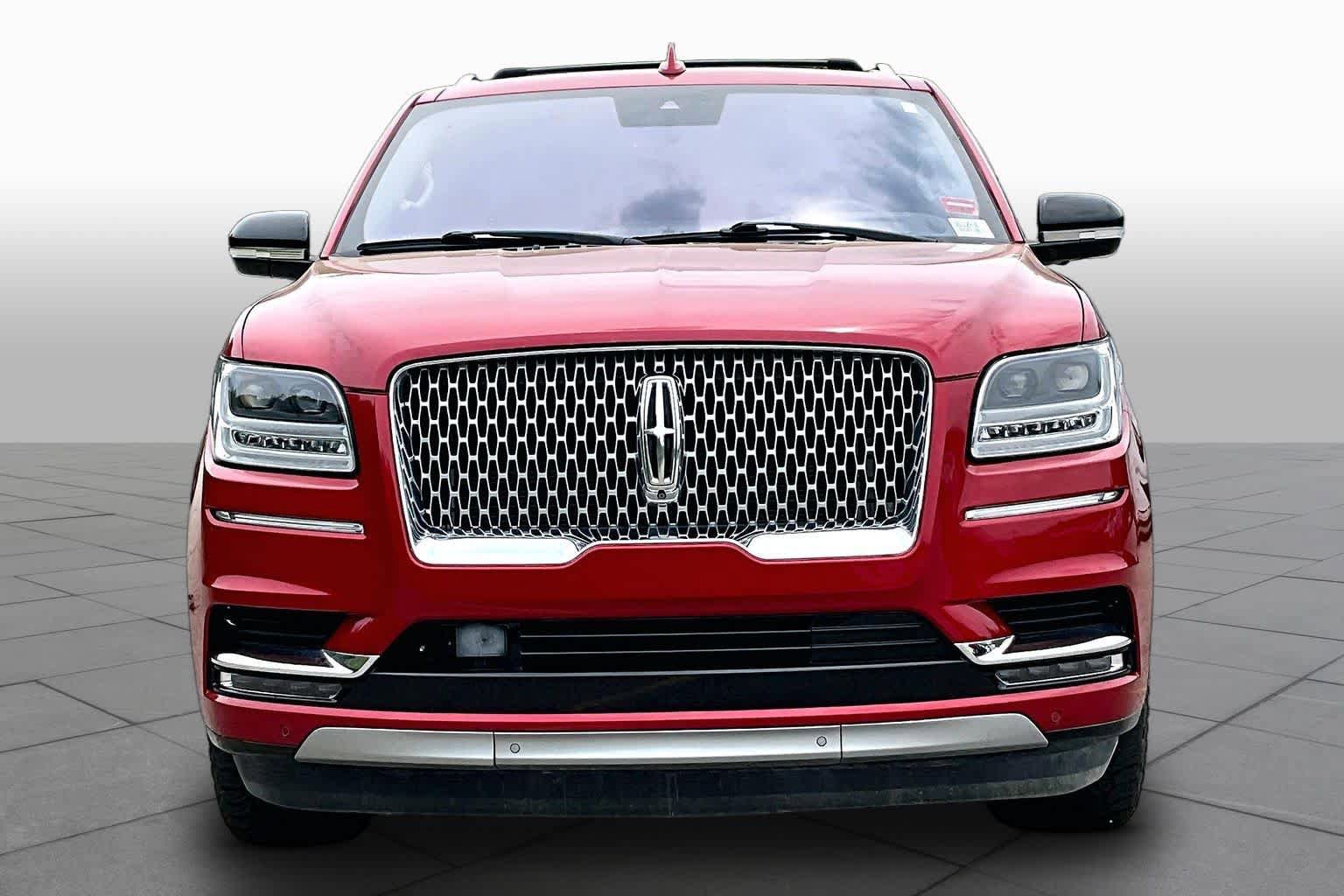 Used 2020 Lincoln Navigator L Reserve w/ Luxury Package AWD/4WD image 4