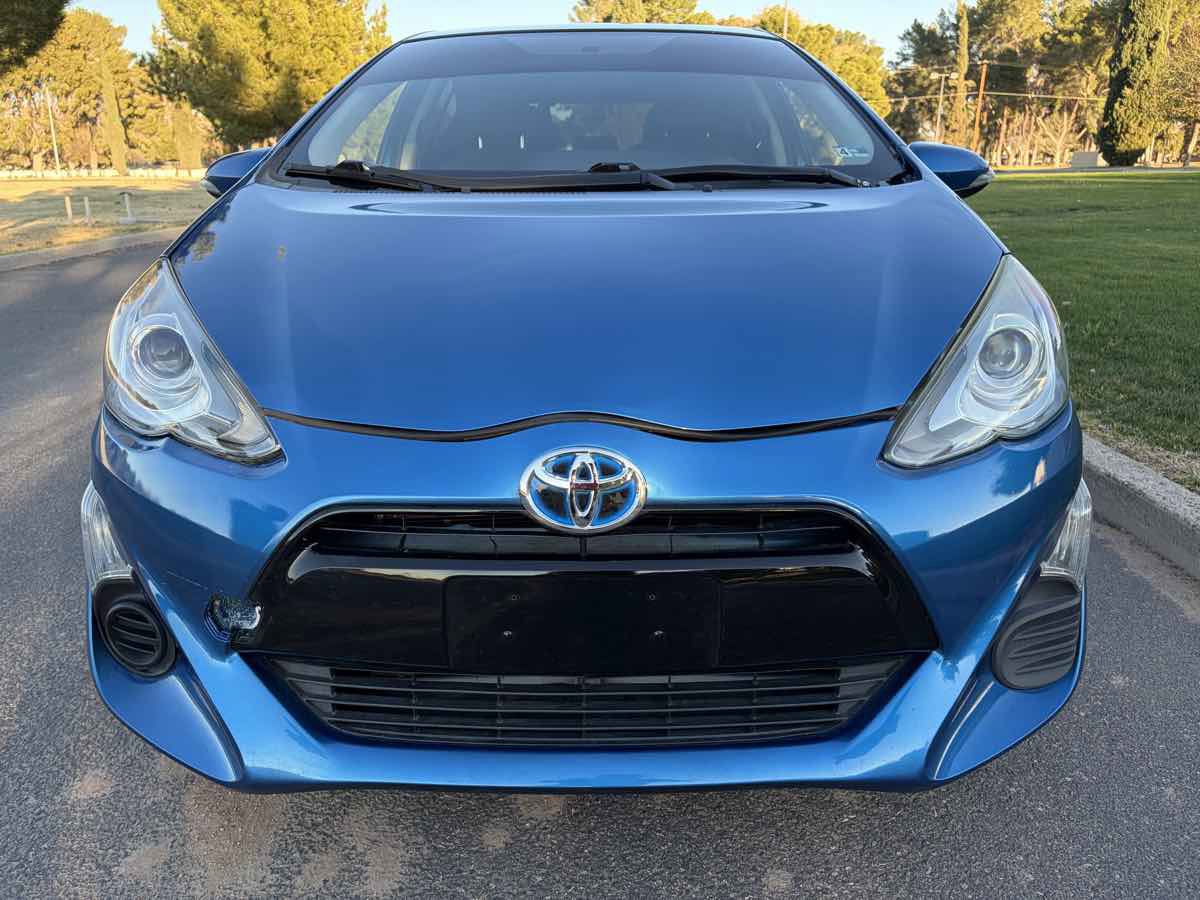 Used 2016 Toyota Prius C Three FWD image 6