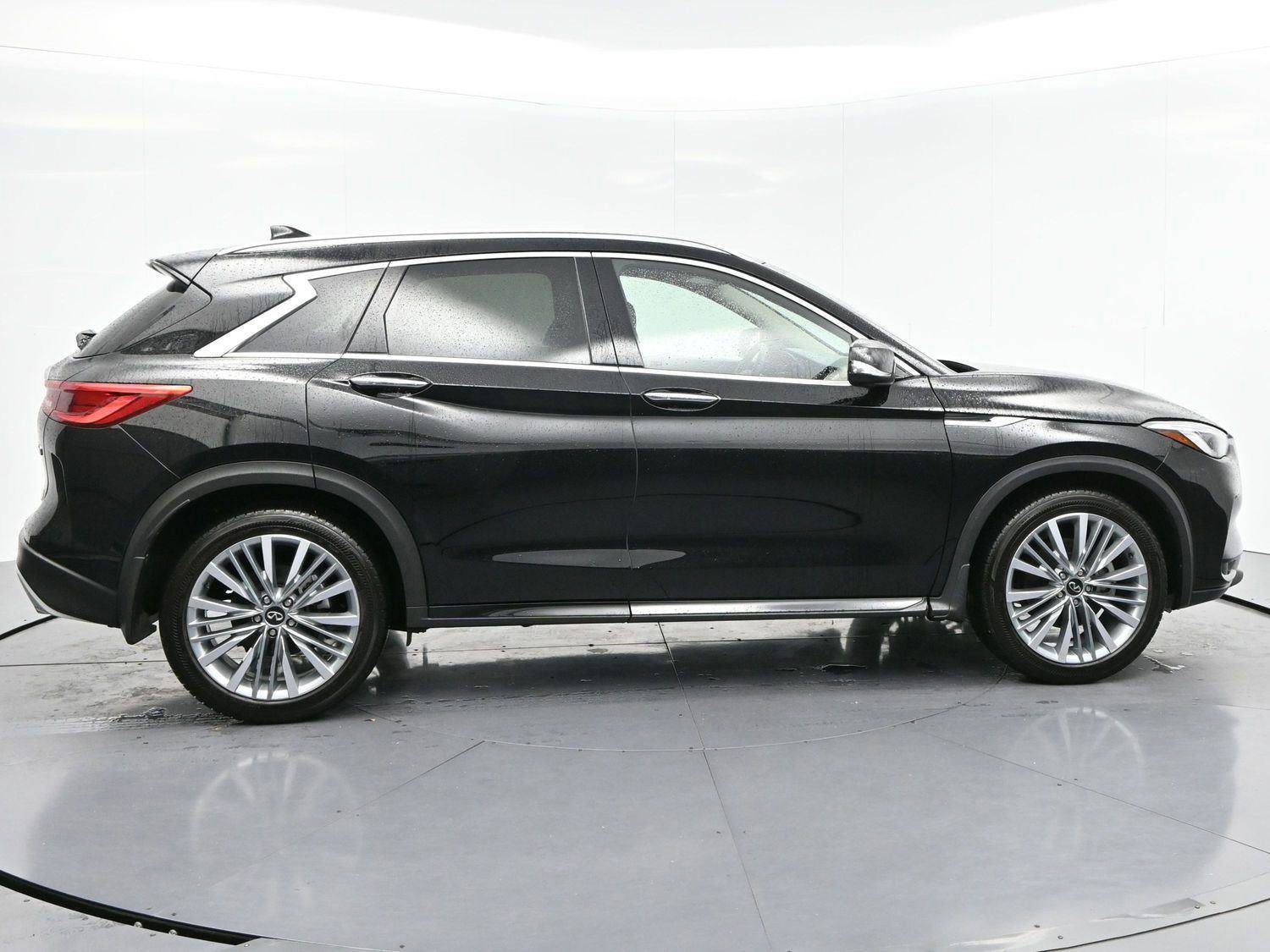 Used 2024 INFINITI QX50 Sensory AWD/4WD image 8