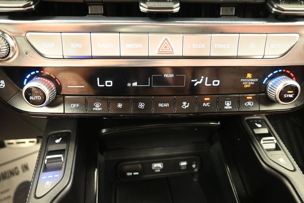 Certified 2025 Kia Telluride SX Prestige AWD/4WD image 21