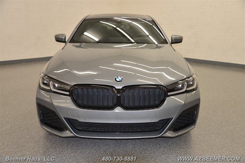 Used 2023 BMW 530i w/ M Sport Package RWD image 4