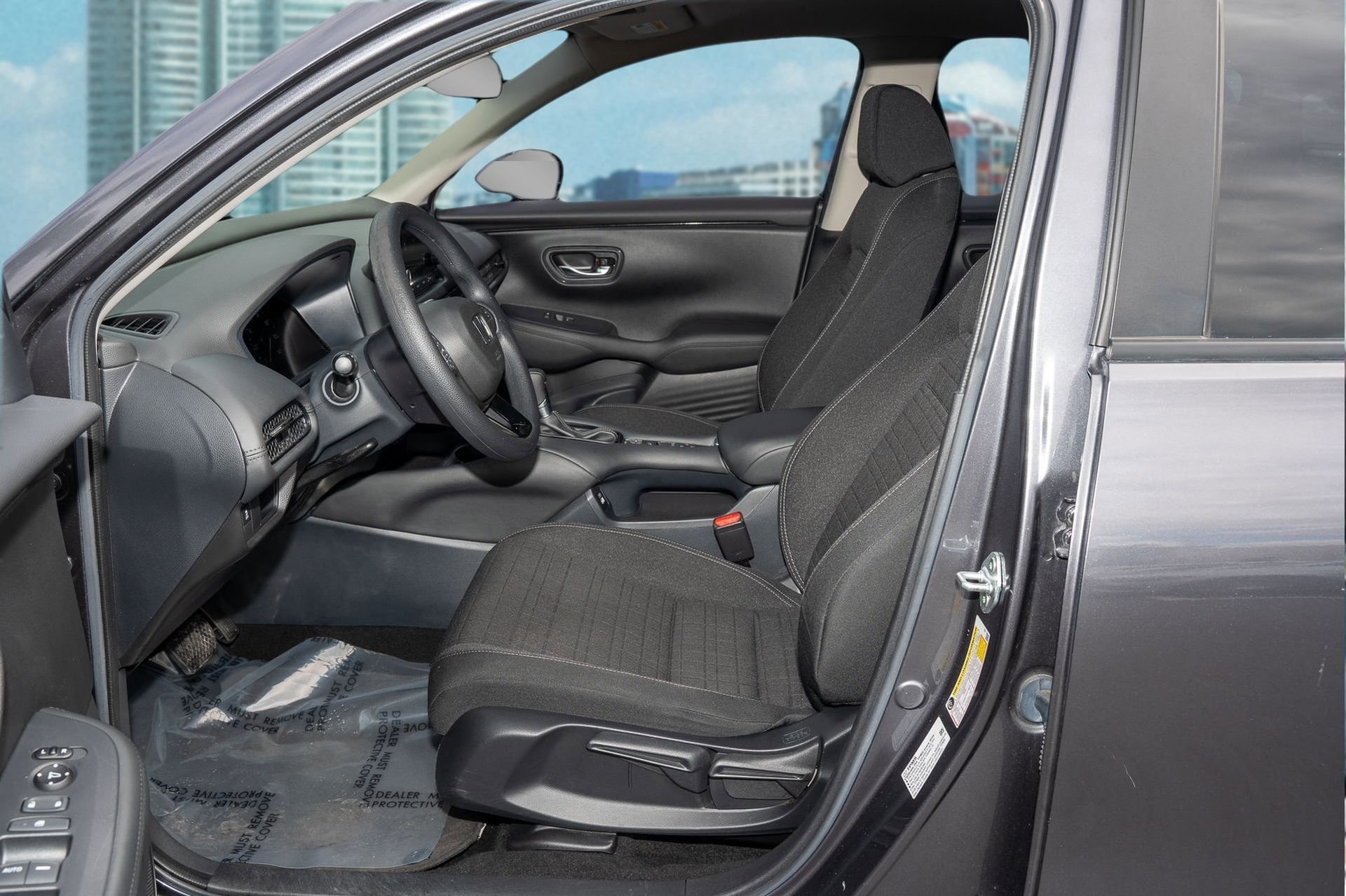 Certified 2023 Honda HR-V LX image 17