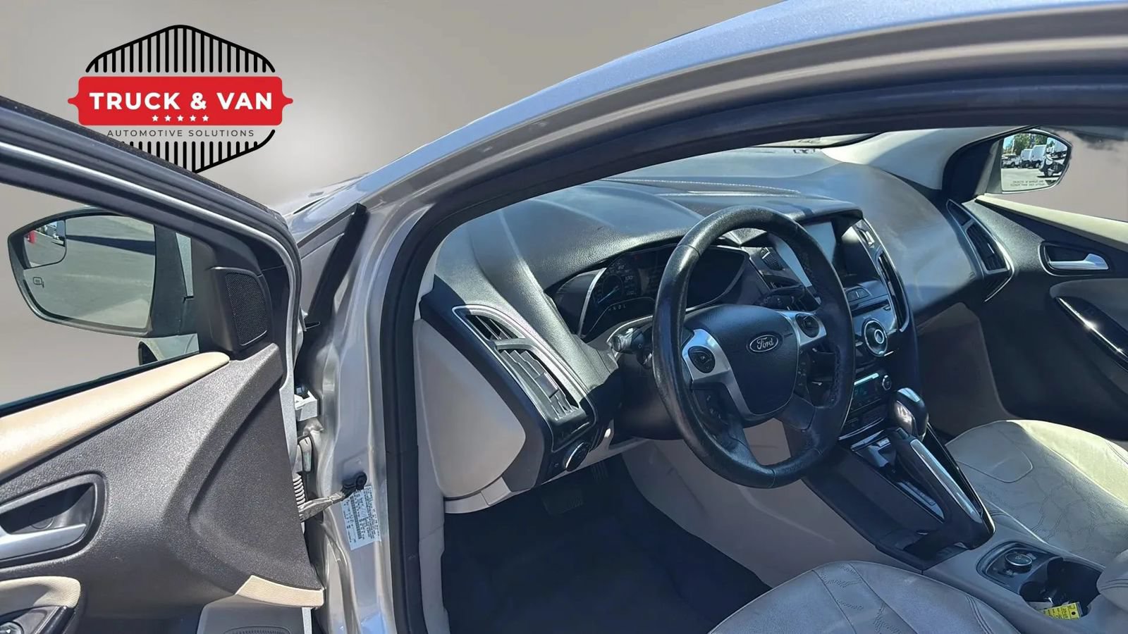 Used 2013 Ford Focus Electric Hatchback FWD image 44