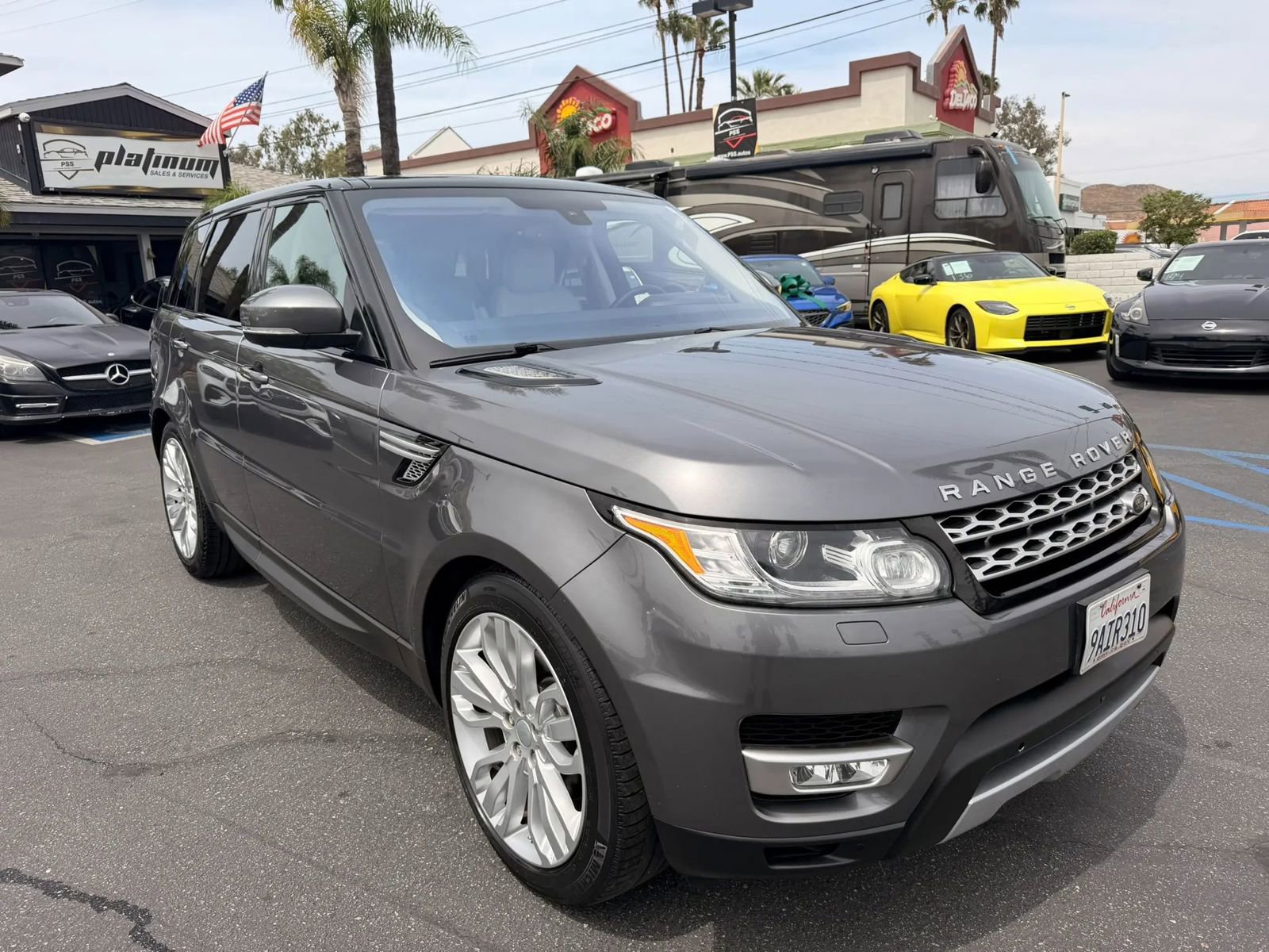 Used 2016 Land Rover Range Rover Sport HSE AWD/4WD image 1