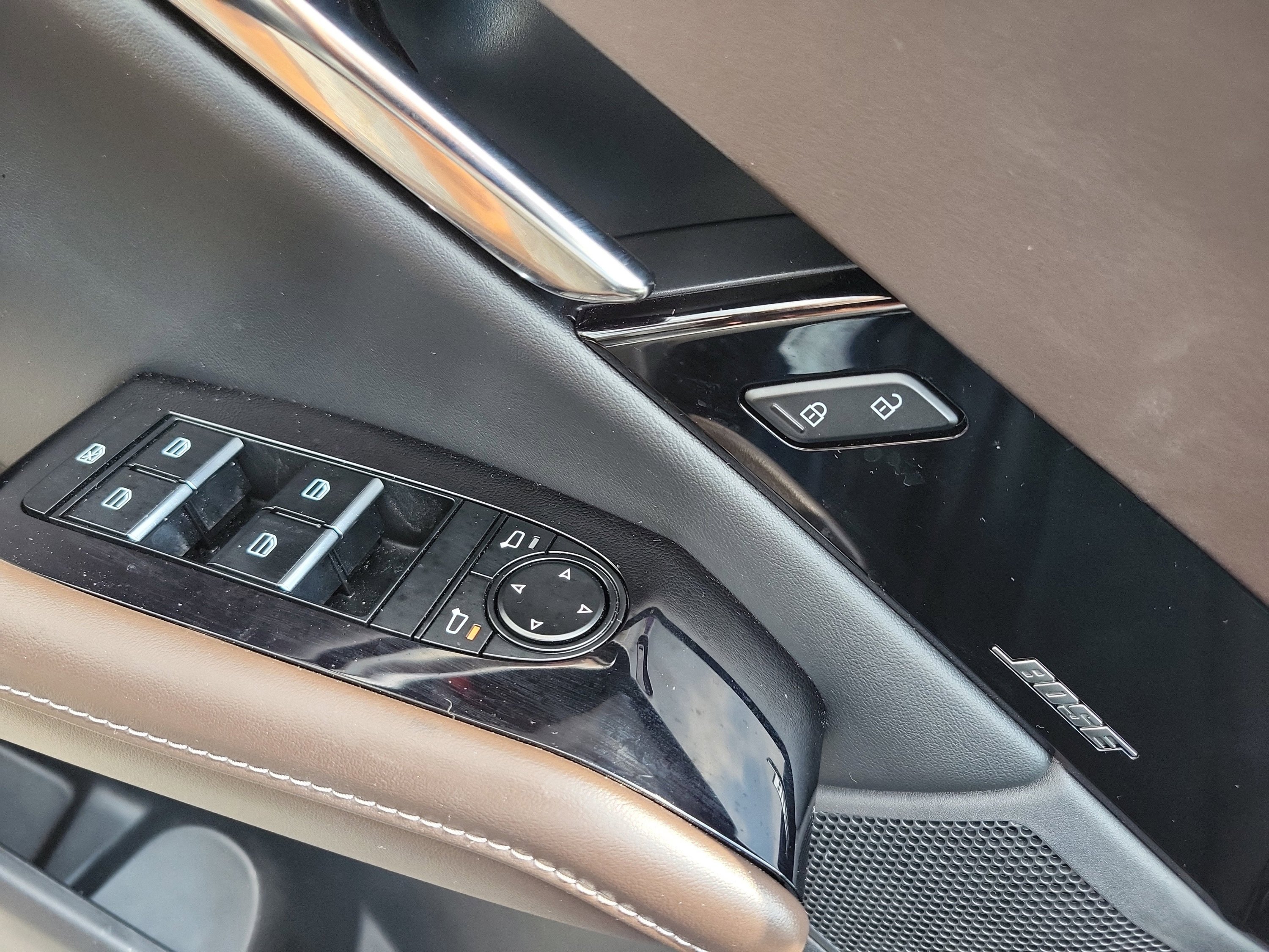 Used 2024 MAZDA CX-30 2.5 Turbo w/ Premium Plus Pkg image 17