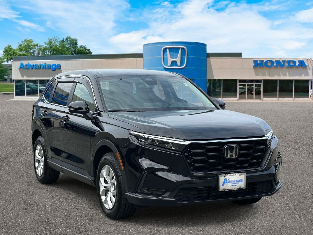 Used 2025 Honda CR-V LX image 1
