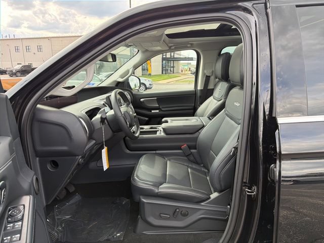 New 2026 Ford Expedition Max Platinum w/ Driver's Package AWD/4WD image 11